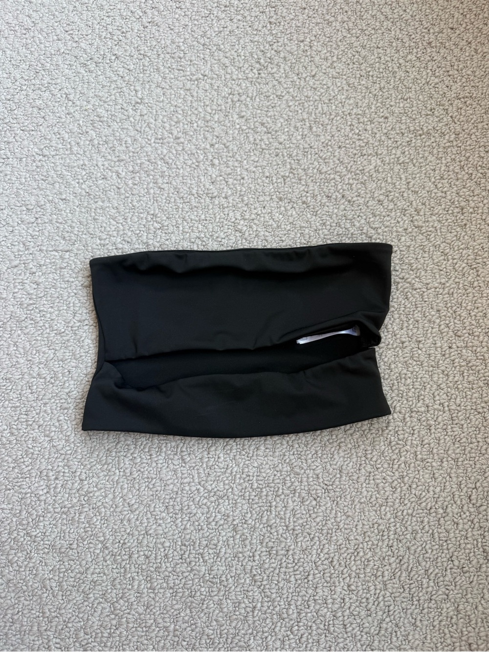 Edikted Black Strapless Crop Top